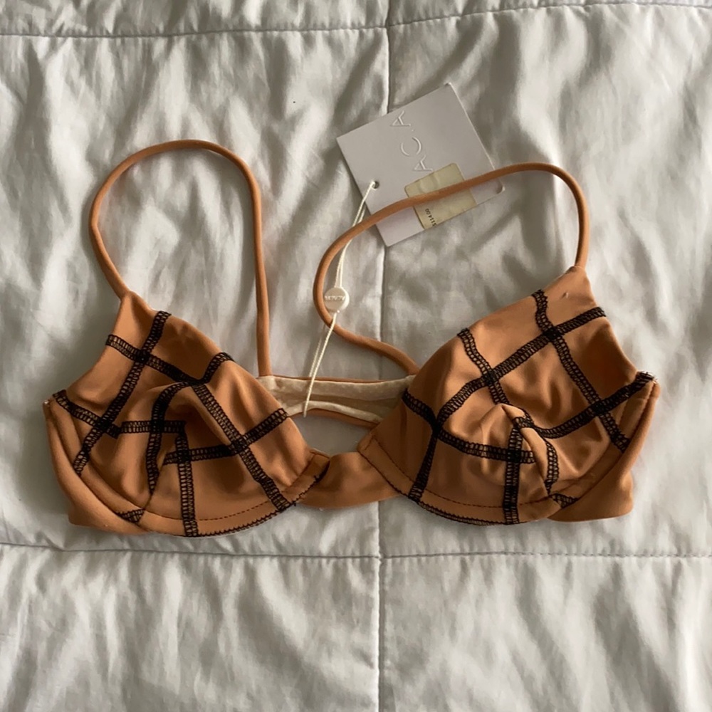 Acacia Manhattan Top BNWT